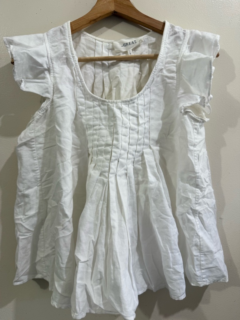 THE GREAT. White Pintuck Scoop Neck Flutter Top - Picture 4 of 5